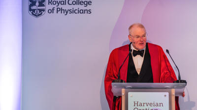 Harveian Oratio 25 76